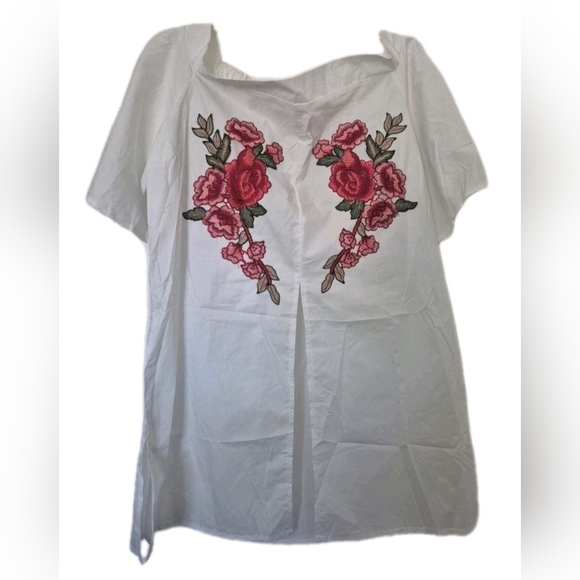 moosungeek Tops - Chic White Off The Shoulder Blouse with Floral Embroidery